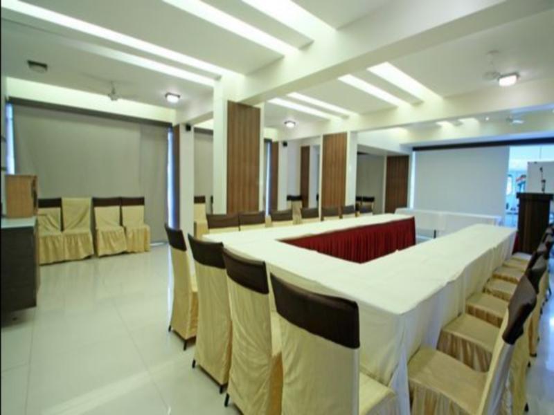 Hotel Tanish Residency Navi Mumbai Dış mekan fotoğraf